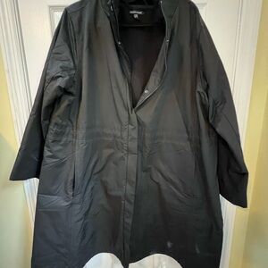 Eileen Fisher Women's Plus 1X Insulated Long Cinch Waist Jacket in Black